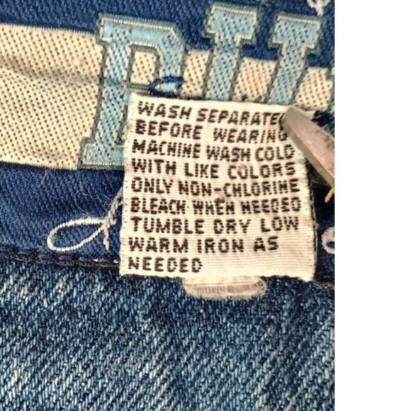 Vintage Y2K B.U.M. Equipment Women's Denim Jacket Size M Blue Jeanswear - Picture 7 of 11